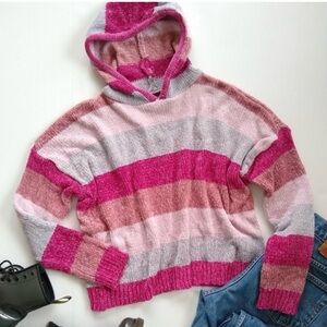 ROMEO & JULIET pink striped chenille pull-over hoodie sweater barbiecore